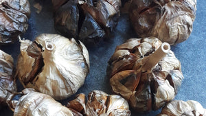 5 reasons to fall in love with black garlic